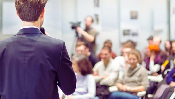 Comment organiser des conférences en entreprise ?